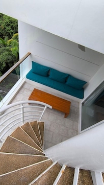 Wendeltreppe zur Dachterasse