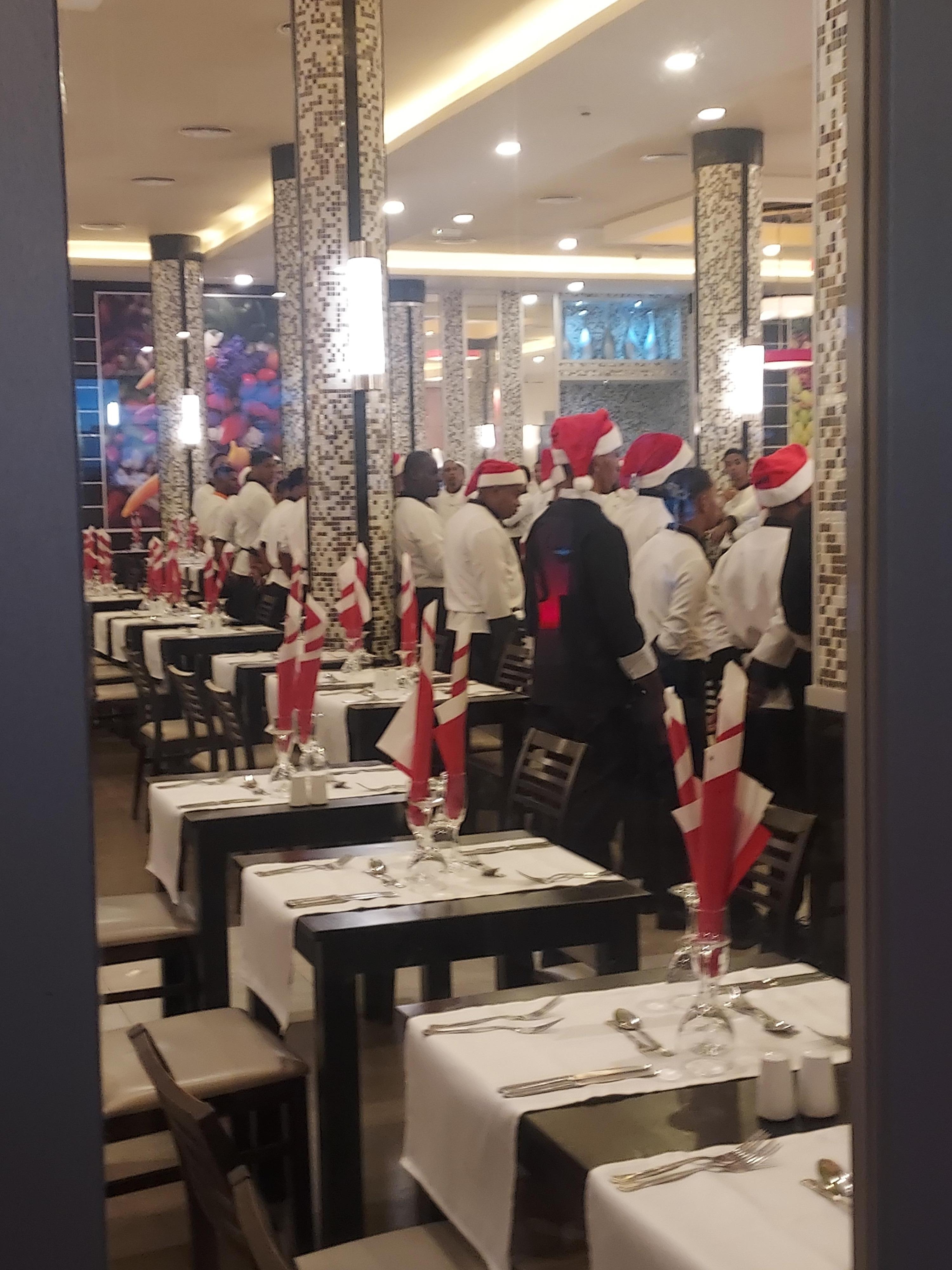 New year dinning welcome