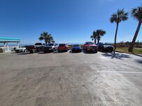 7 spots in front taken most of the time