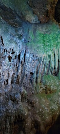 Linville Cavern tour