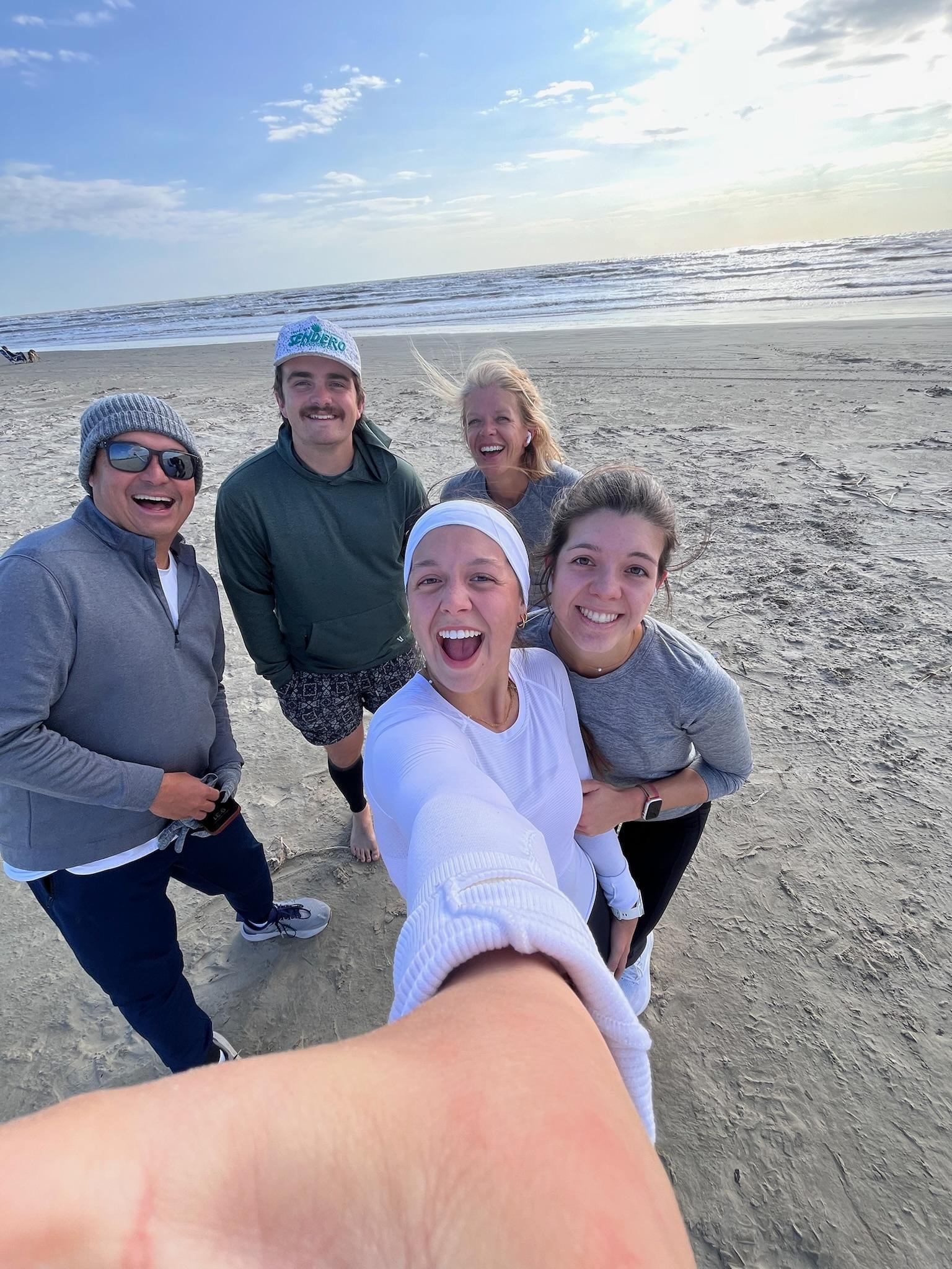 Brave few who jogged 5 miles in the cold winds Thanksgiving morning