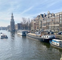 The neighborhood is lovely.