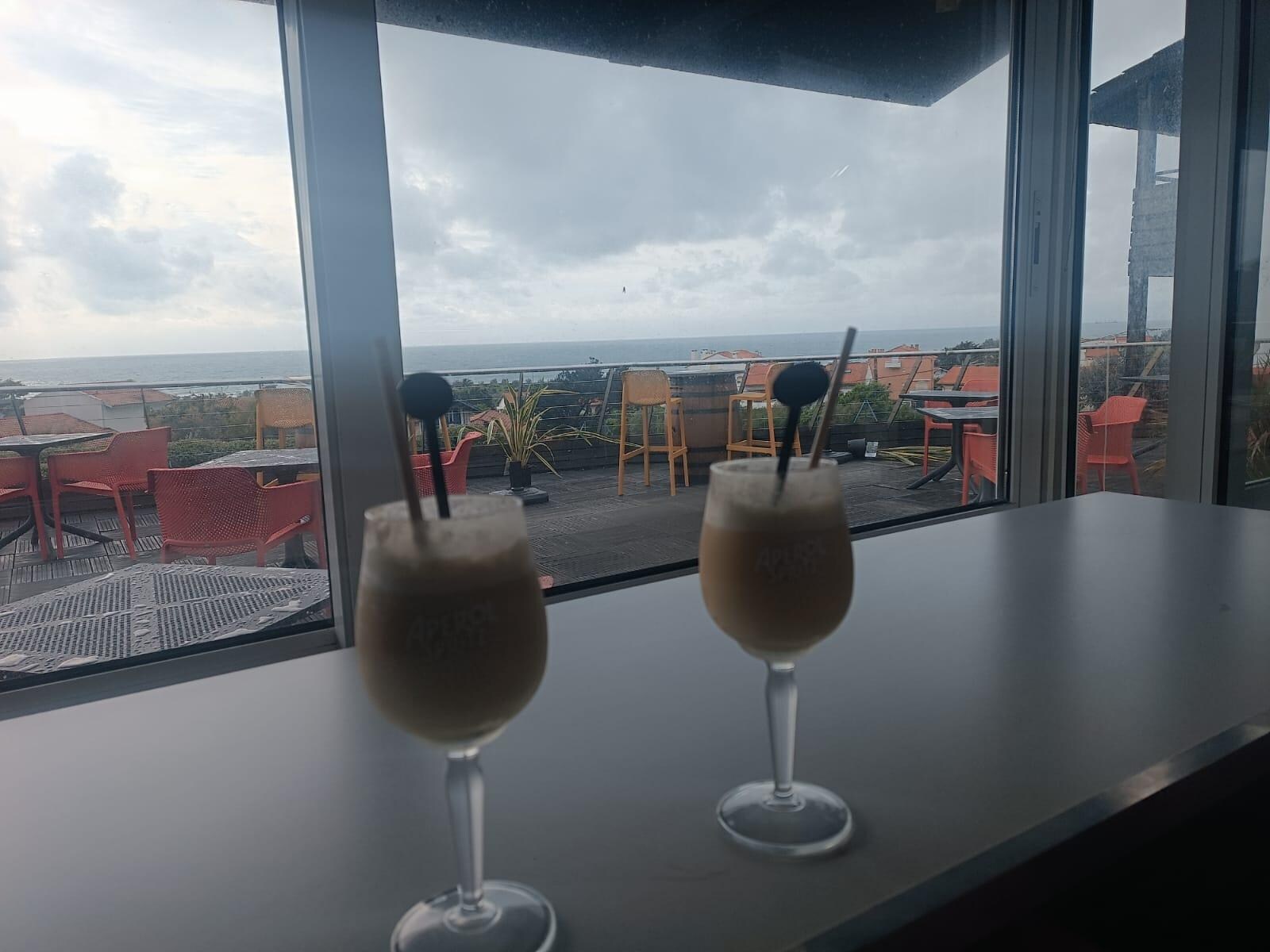 Bar vu océan