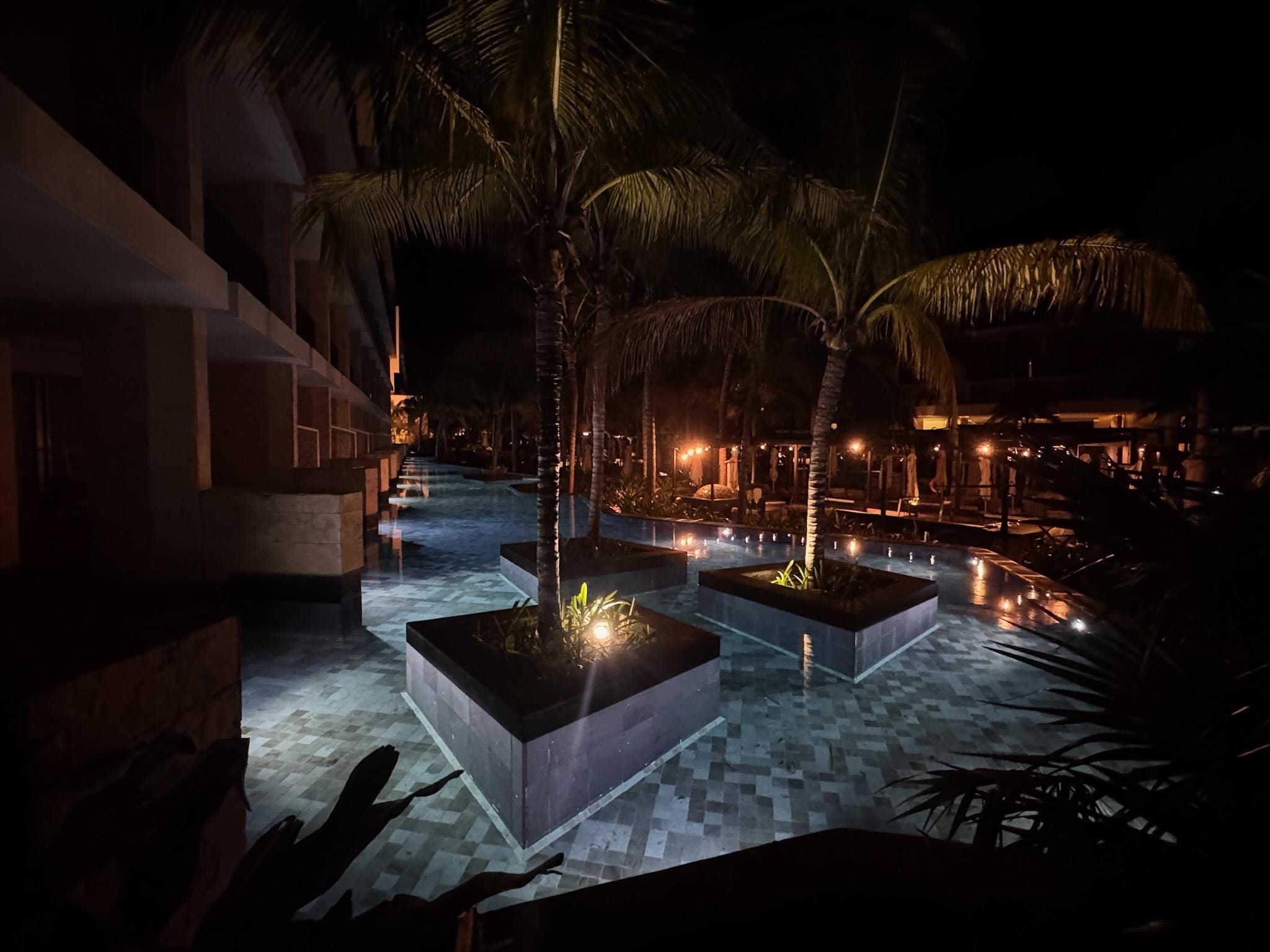 Swim up room at night 