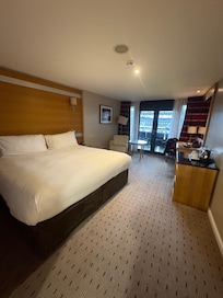 Lovely comfy room.