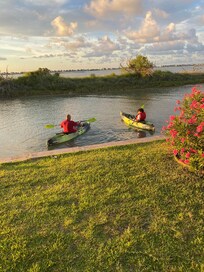 Everyone enjoyed the waterfront!!Created Family memories💜