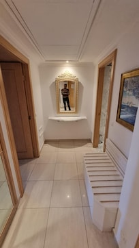 Room suite reception