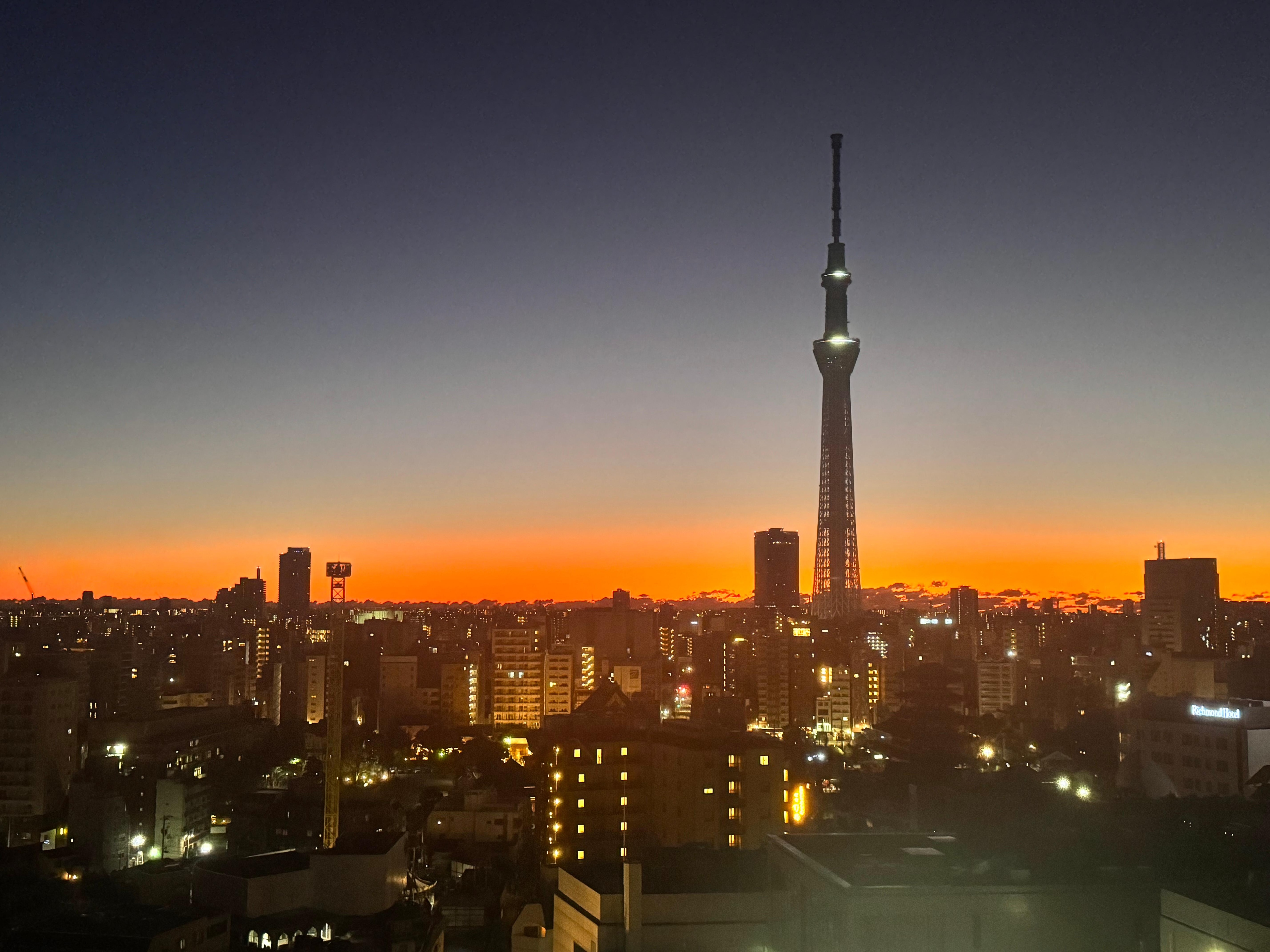 明け方のスカイツリー