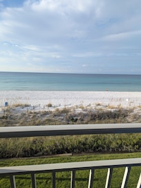 The view from the balcony was perfect.