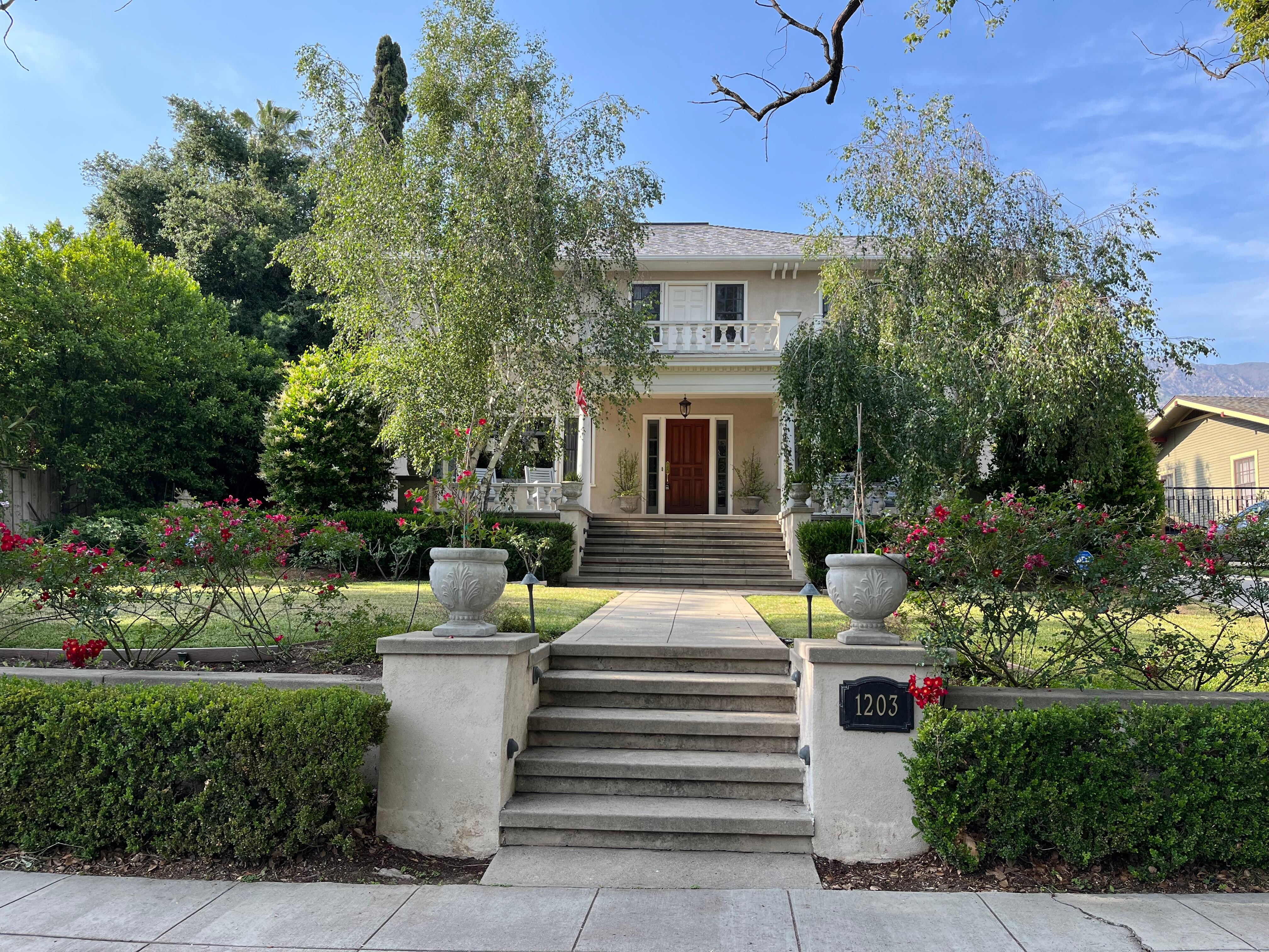 Stately Entrance!