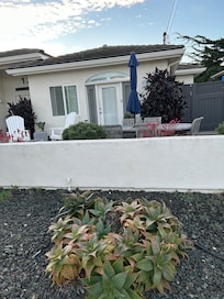 Captain Java guest cottage