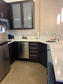 Fully equipped kitchen