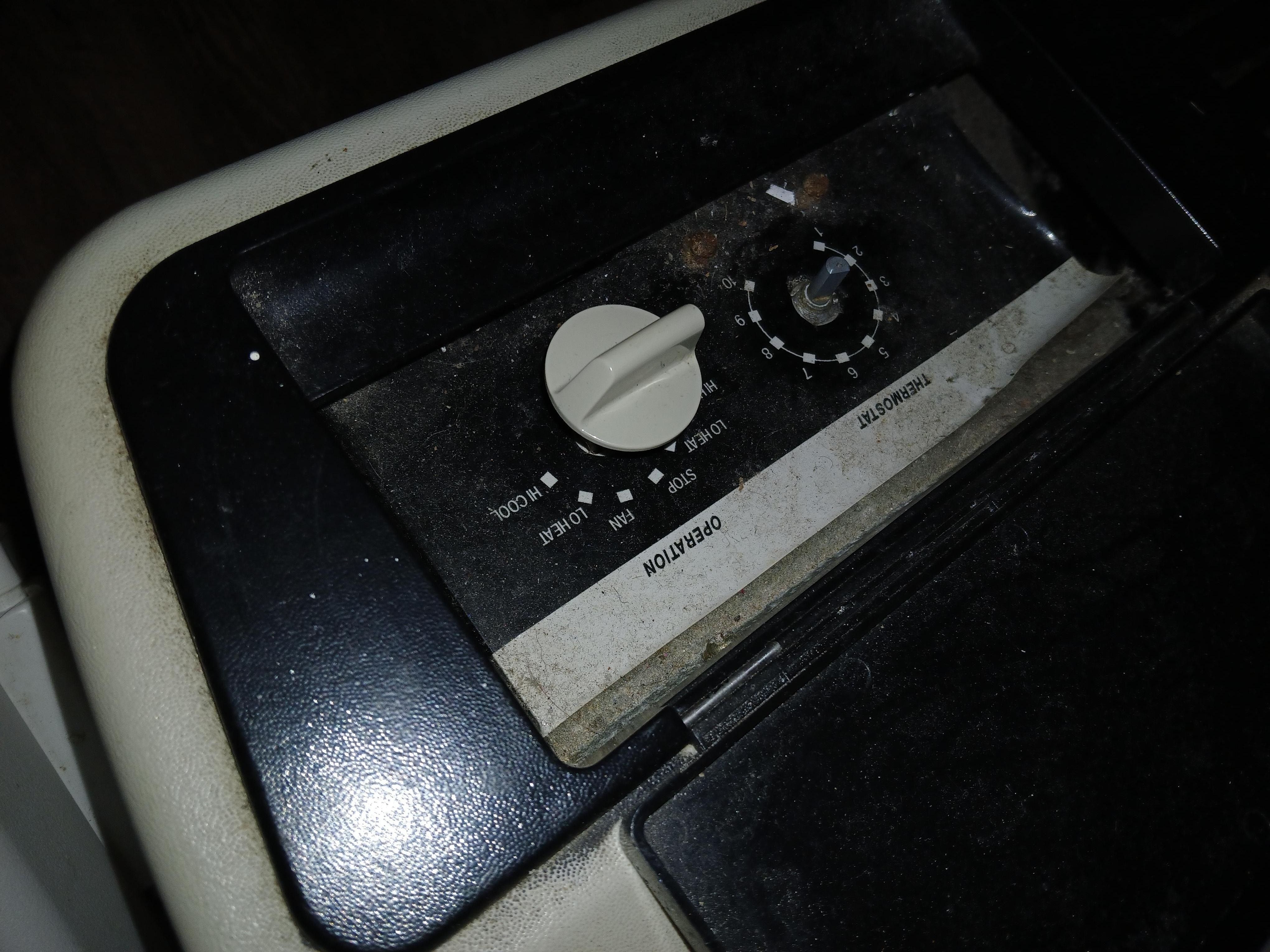 Moldy AC unit missing Knob