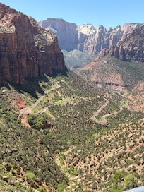 The view from Zion outlook is amazing!!
