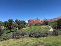 We love this golf course!