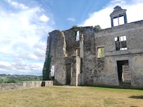 Chateau de Gramont Ă Bidache. La guide est super!