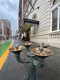 A Benson Bubbler in front of the hotel!