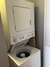 Washer/Dryer in closet