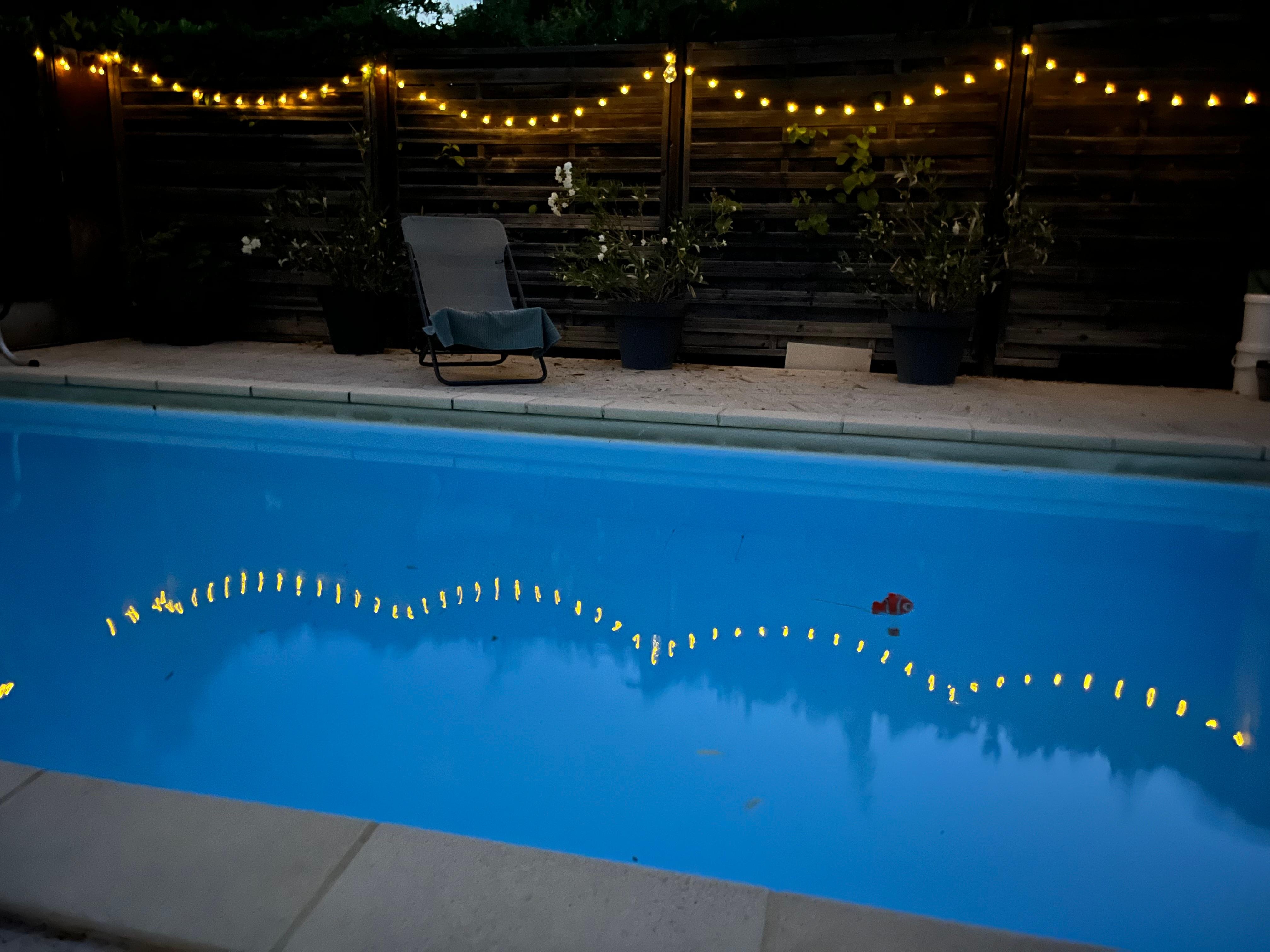Pool am Abend