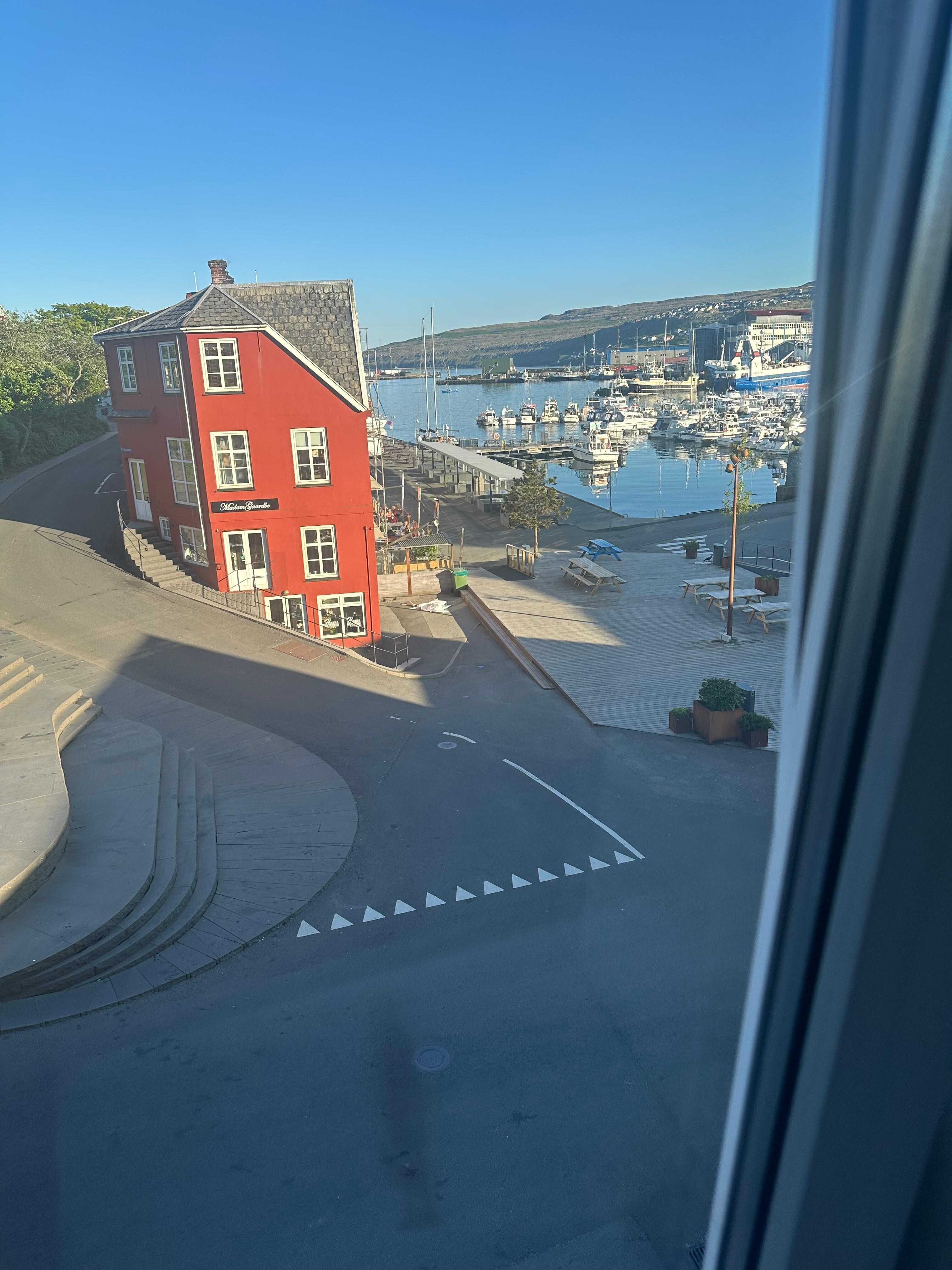 Från rummet 