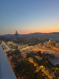 The rooftop view!
