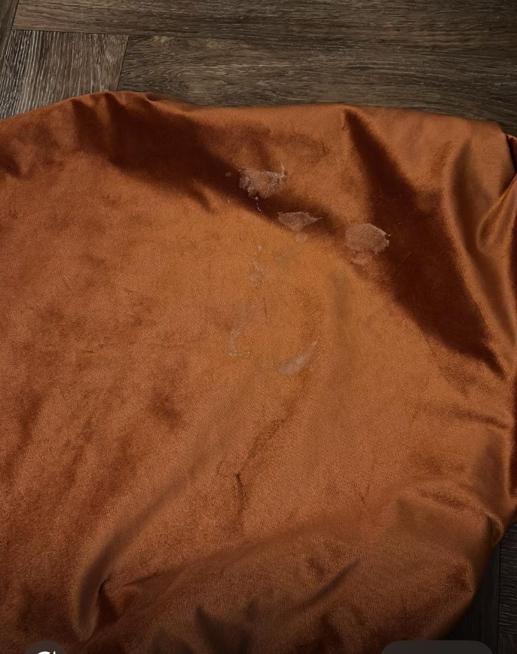 These stains were on the throw that was on my children’s bed, disgusting! 