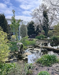 Pond/Gardens