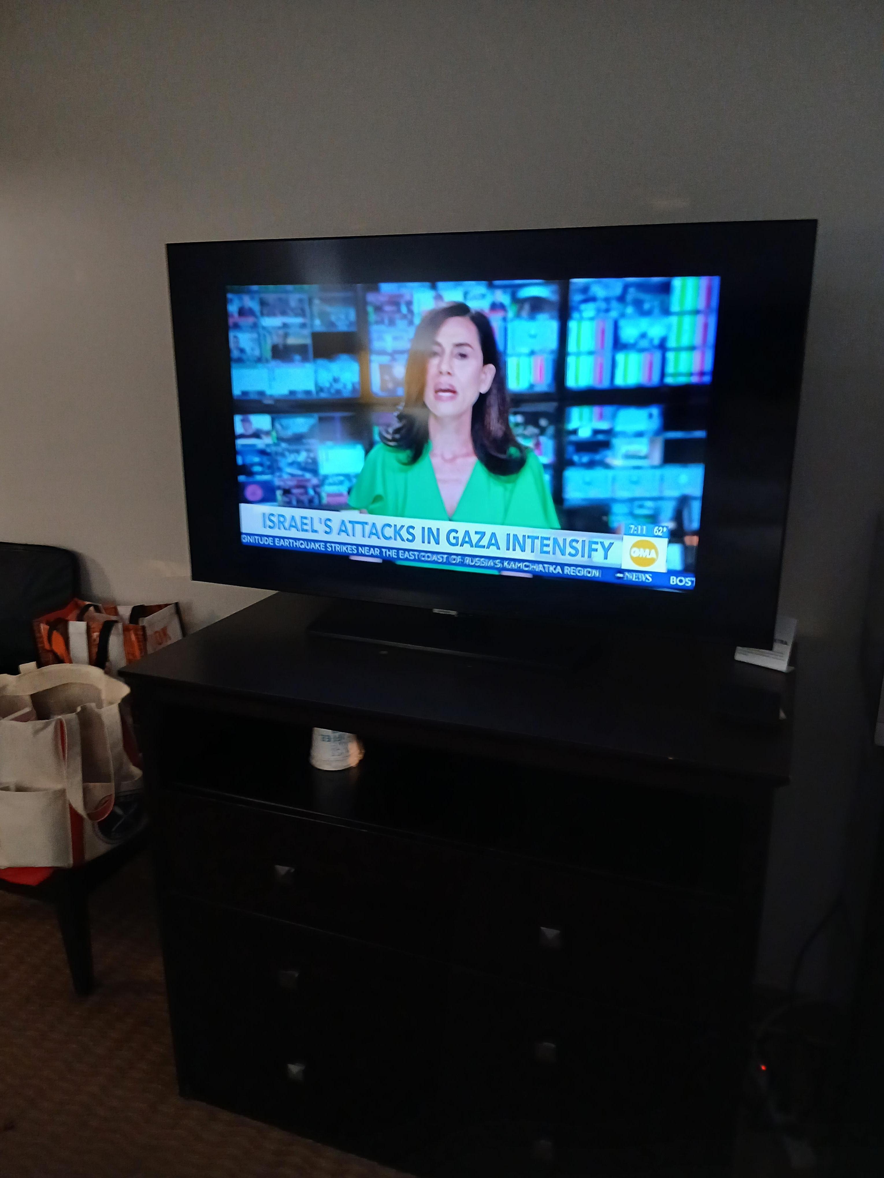 Tv only worked in low definition.