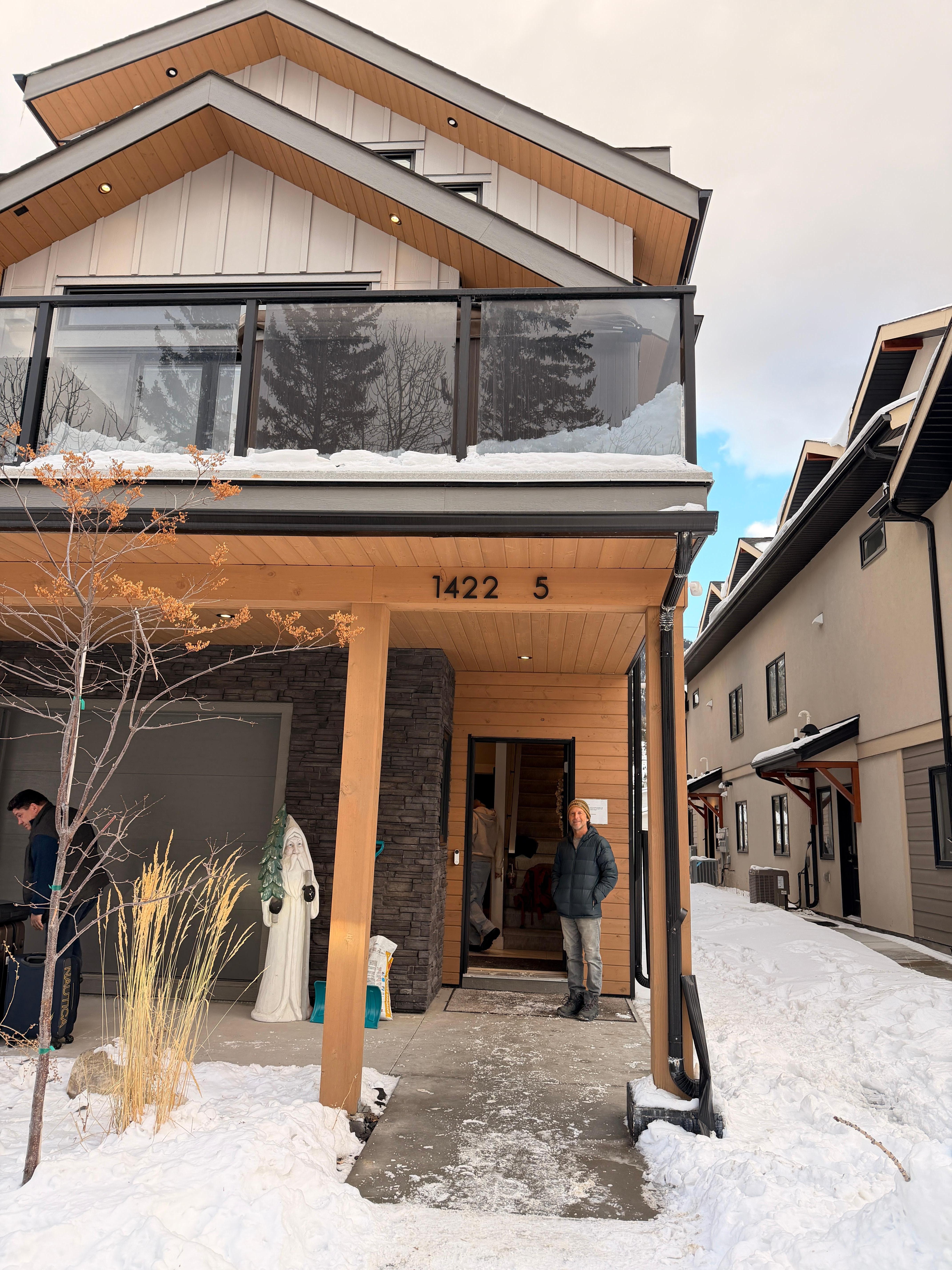 Front of the condo, our side. 