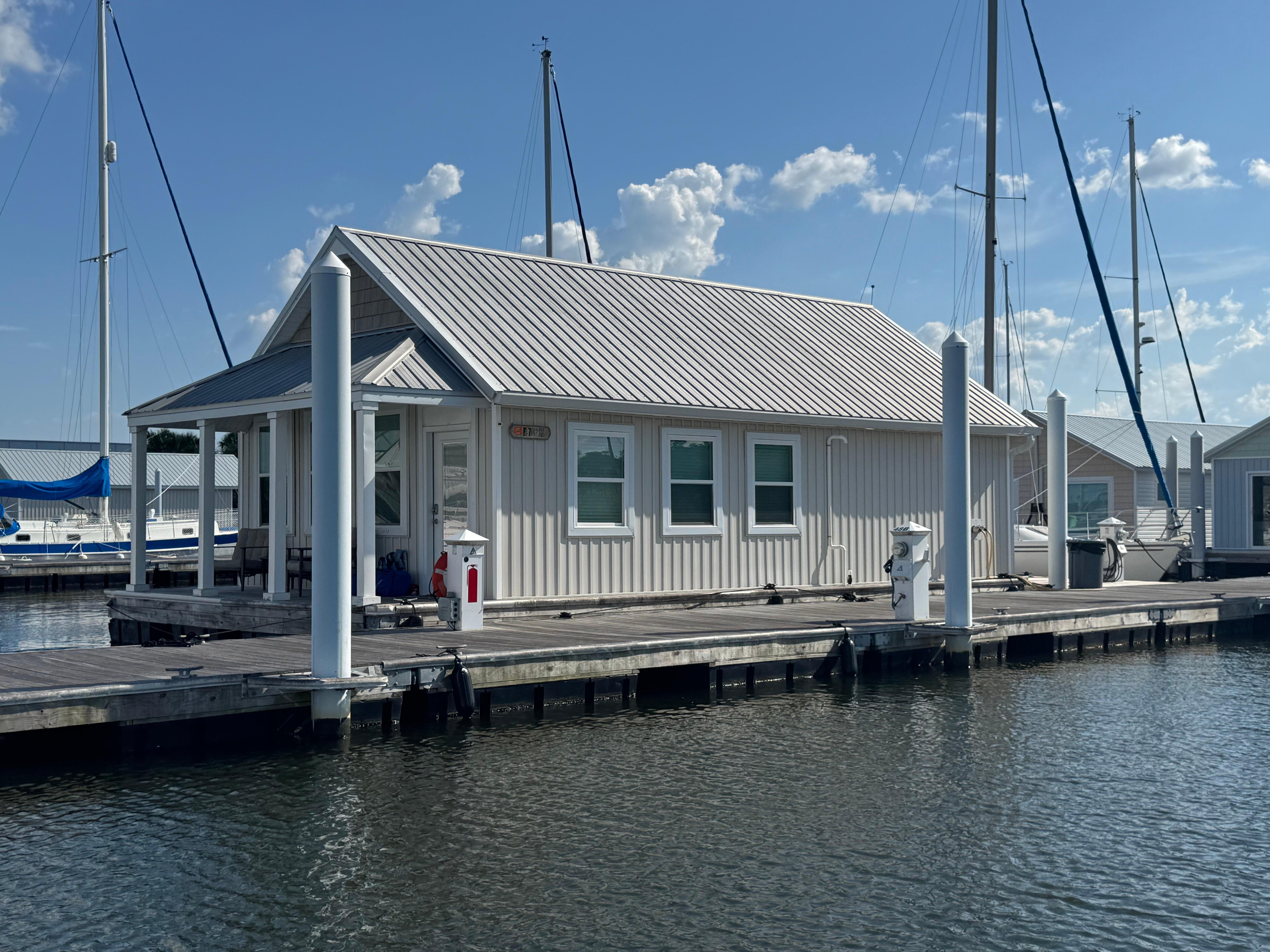 We stayed in boathouse #1 (Baydream) and docked our boat right alongside. Perfect!