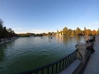 El Retiro Park Blocks from the hotel