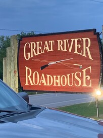 Great food and atmosophere!!