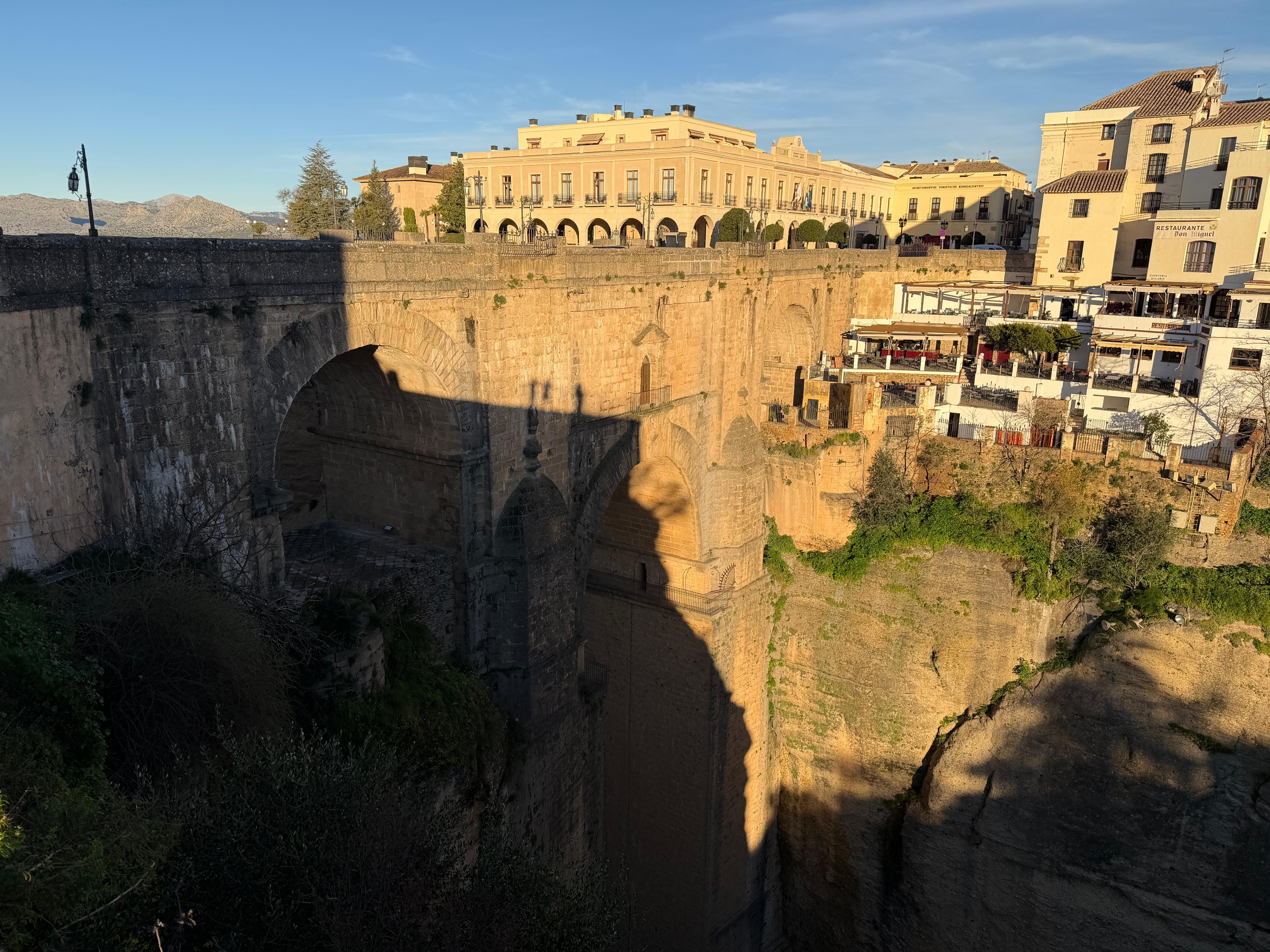호텔 발코니 아침 전경