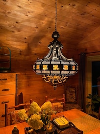 I'm madly in love with the quality of light this fixture gives.