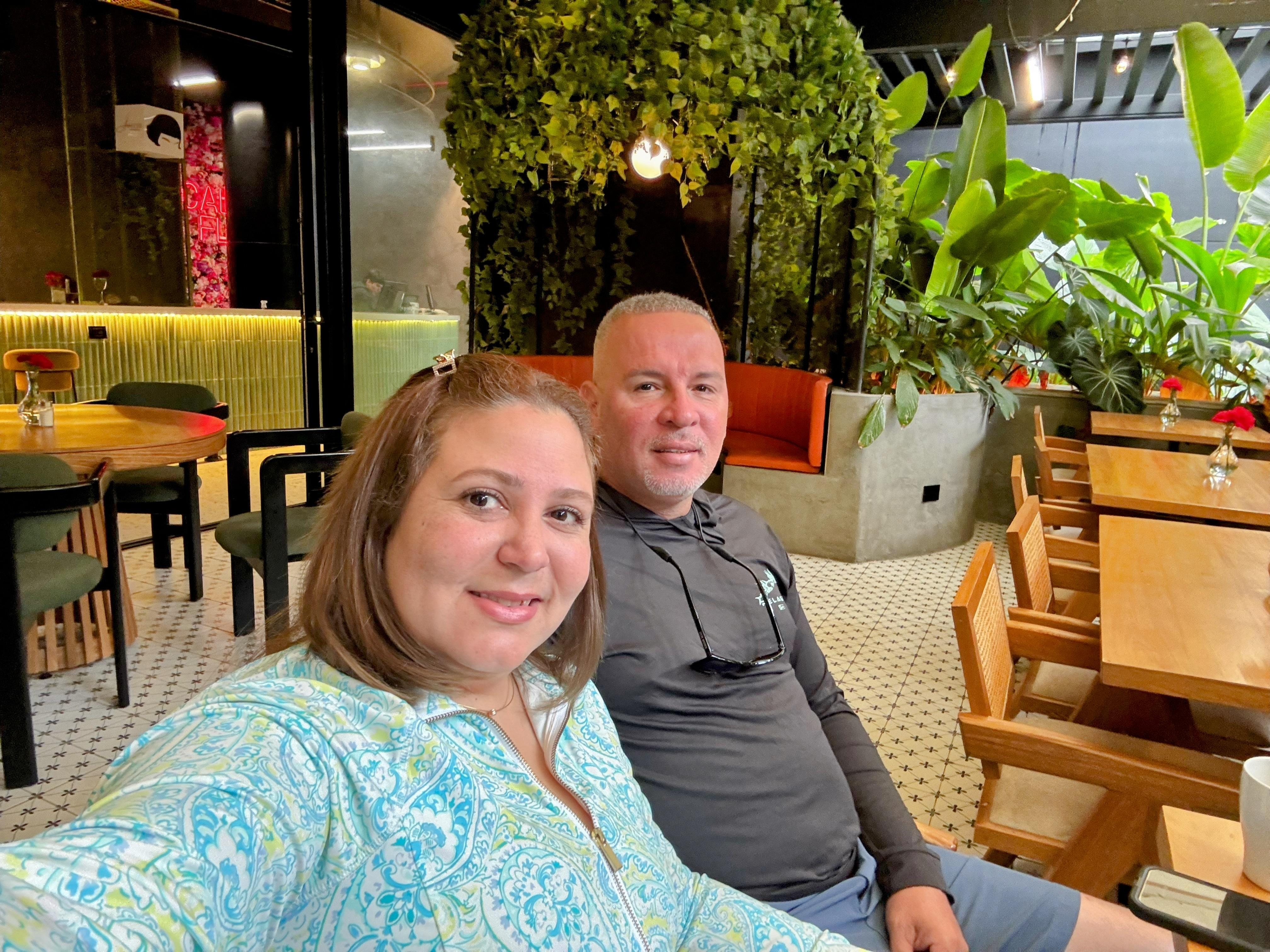 El área de las mesas para desayunar