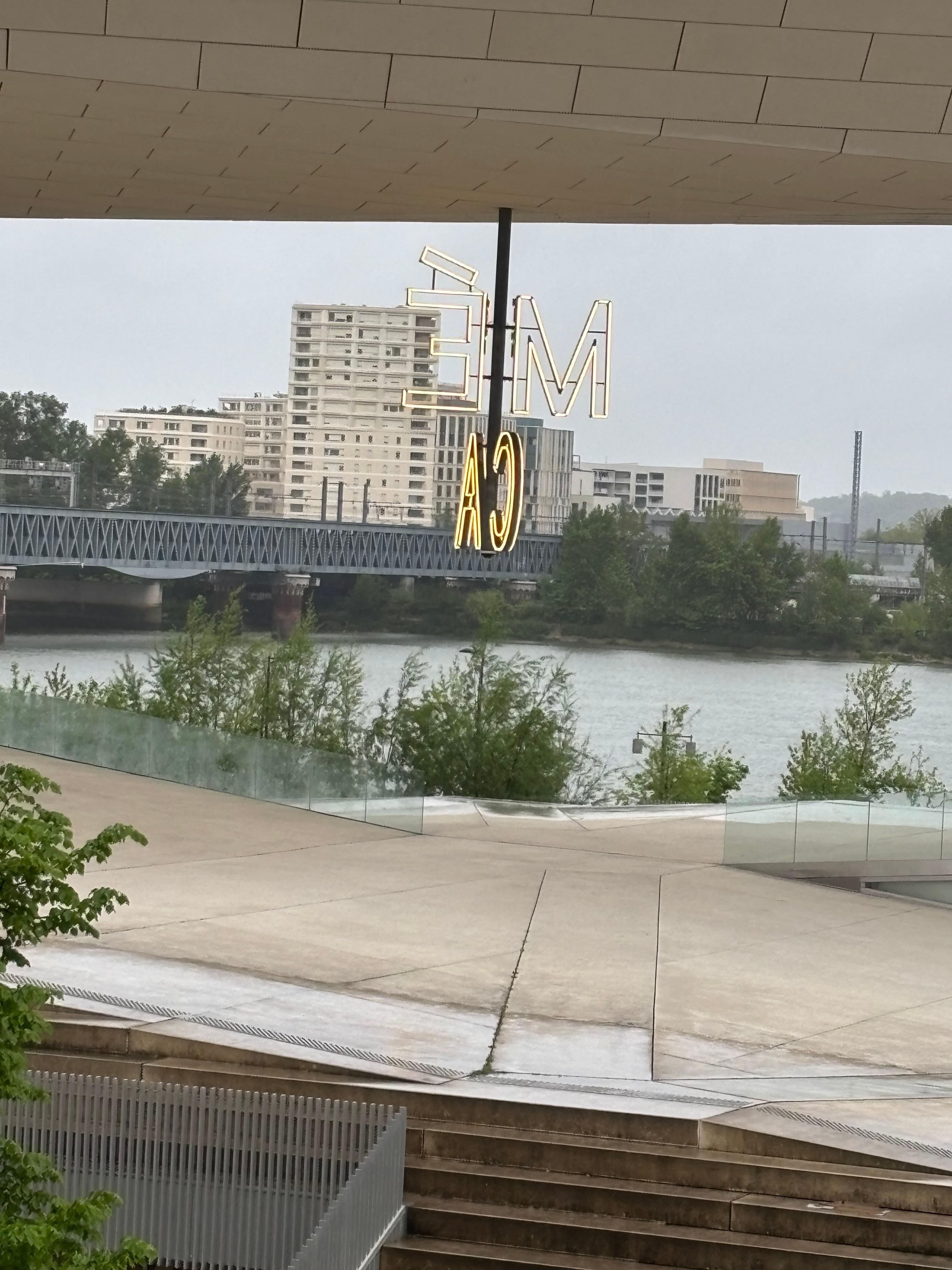 Awesome view of the river 