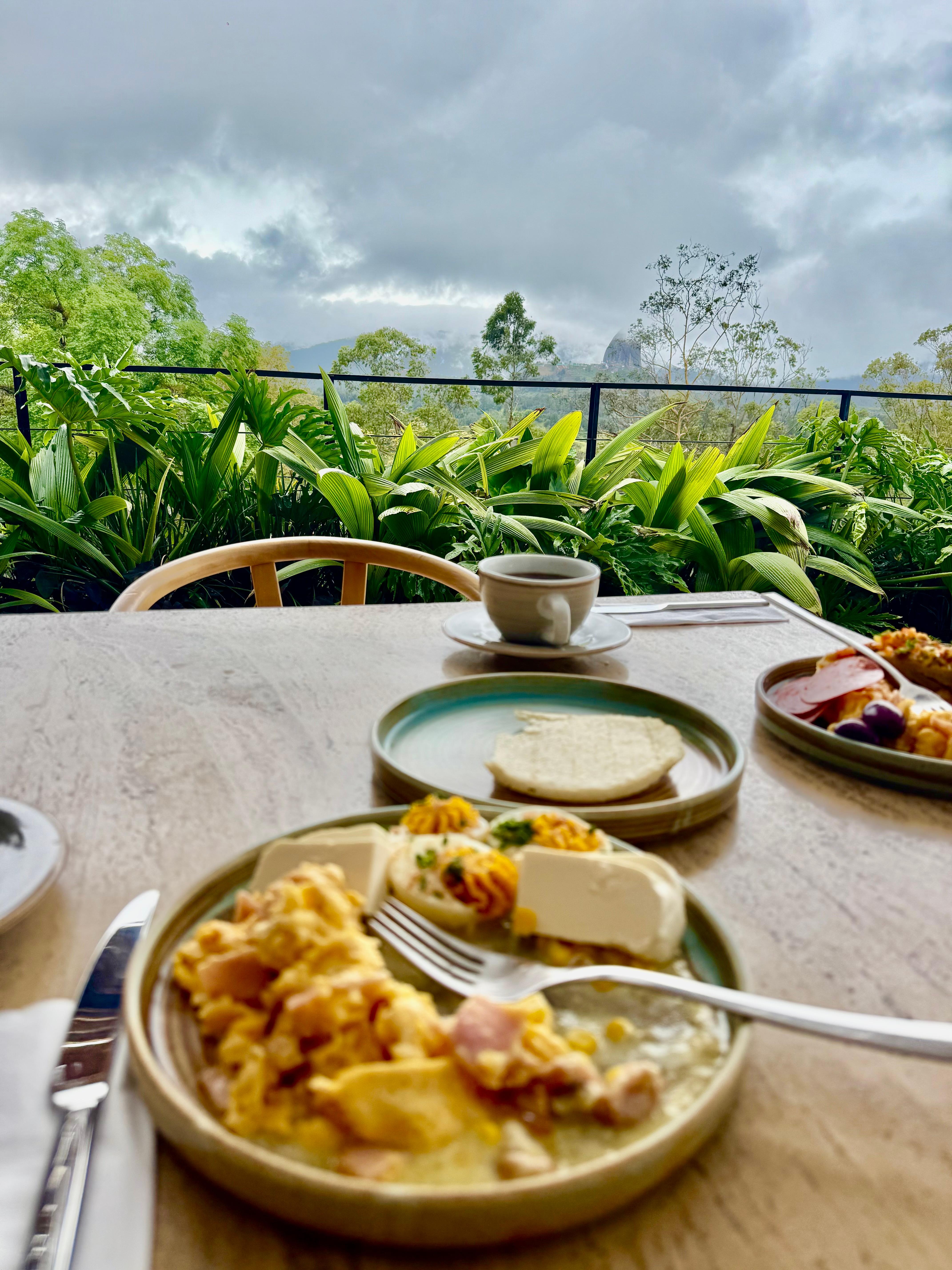 Breakfast with a view 