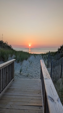 Sunrise from house's deck!! 😍