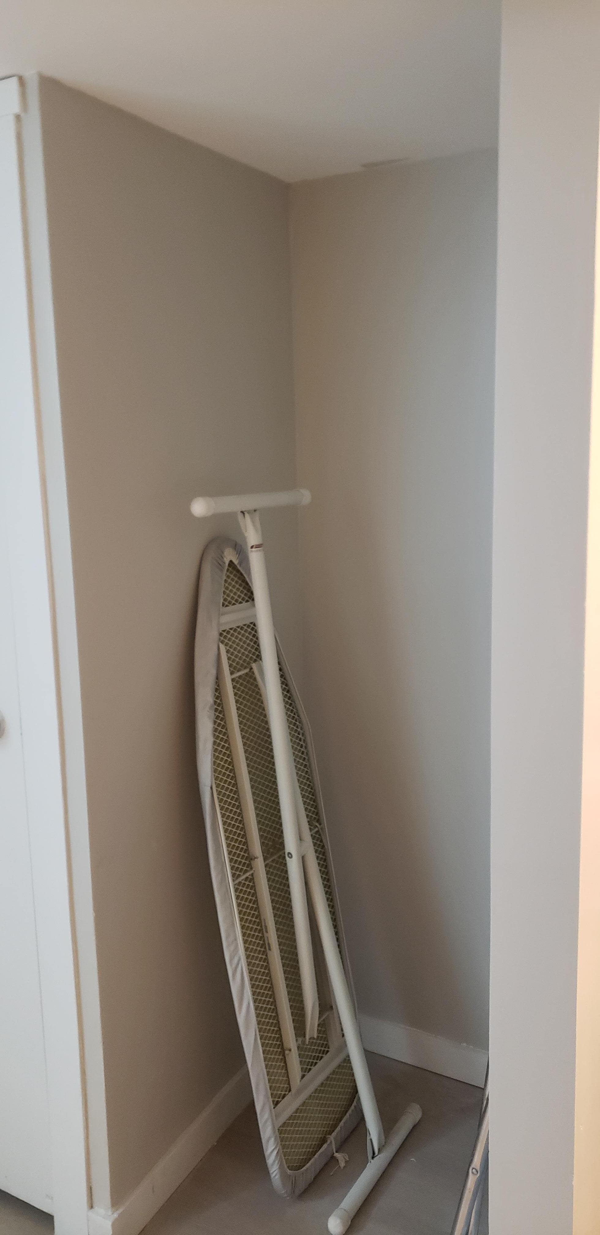 Nowhere to hand clothes. No rod or hangers
