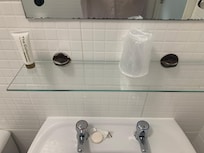 Bathroom mirror