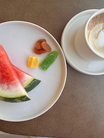 Breakfast fruits