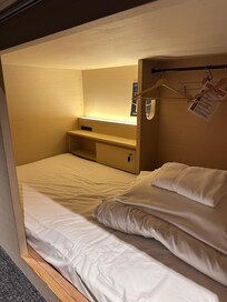 Roomy and cozyy