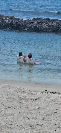 Chilling in the water w dad