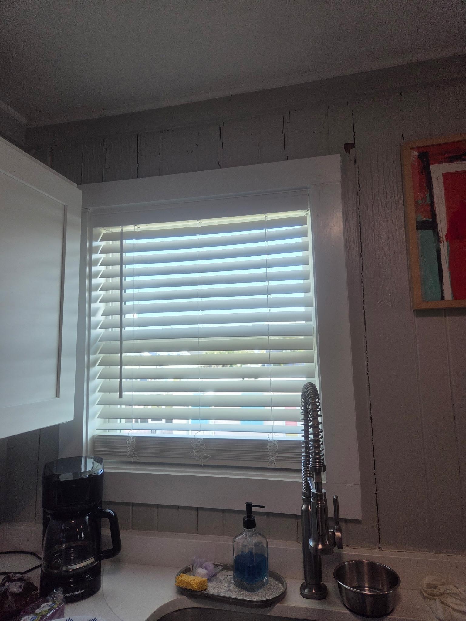 Cracks in the kitchen