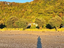 Looking at Maplesden from the beach