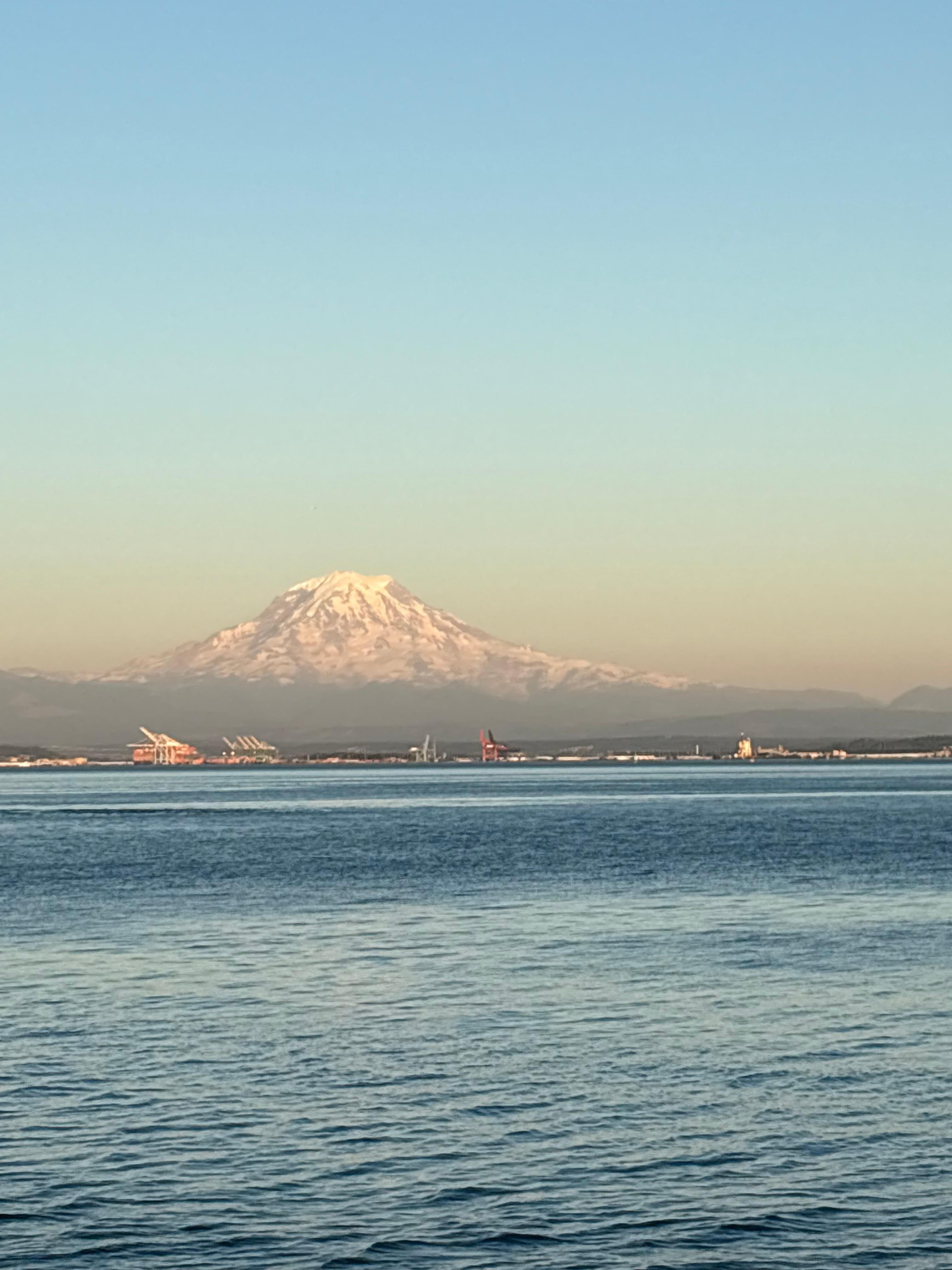 Sunset Glow on Mt.Rainier