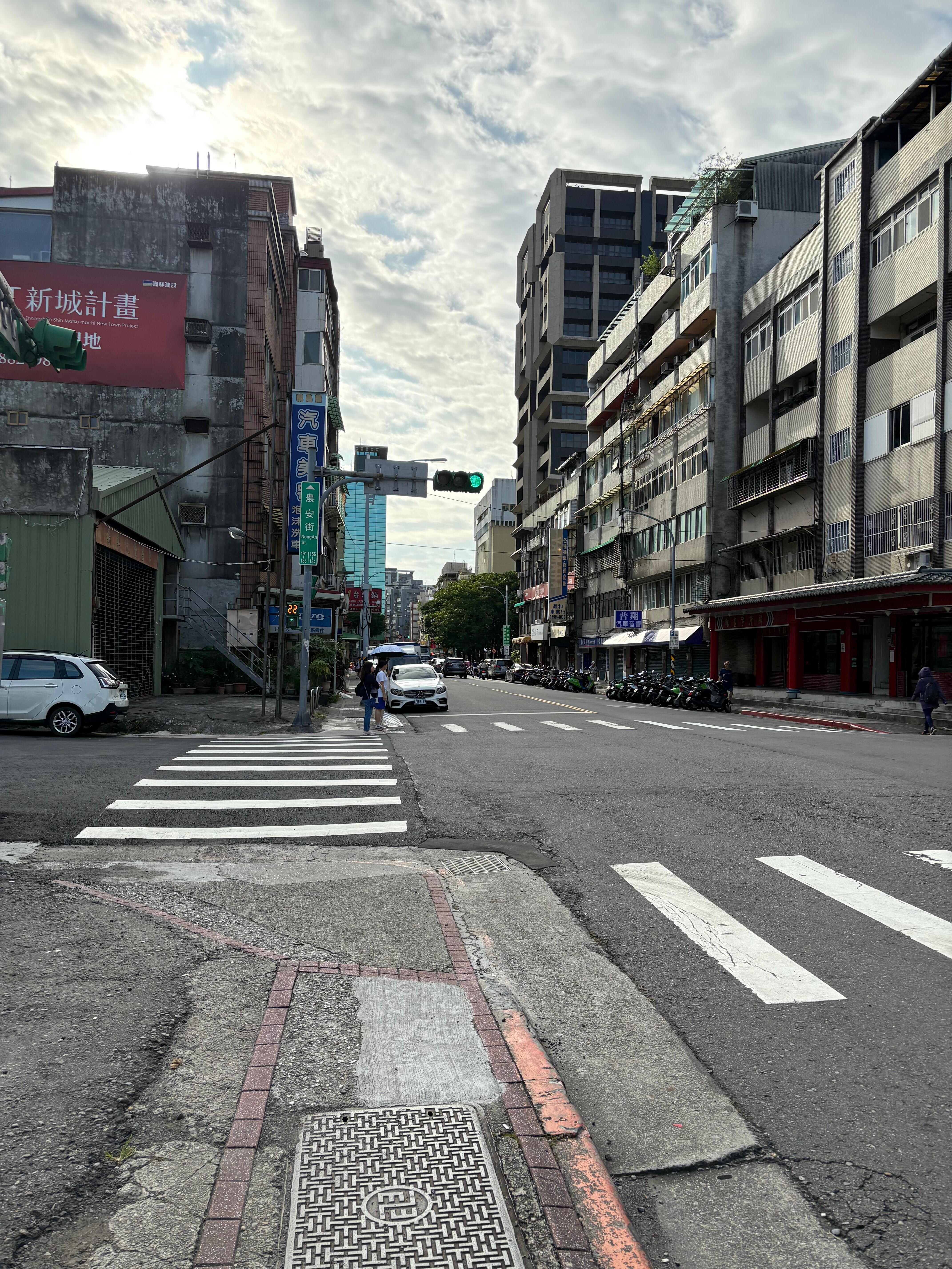 ホテルの前