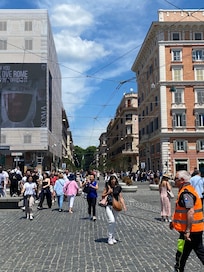 Hotel area that is pedestrian only