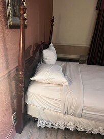 Wobbly bed post that feels like it could break at any point