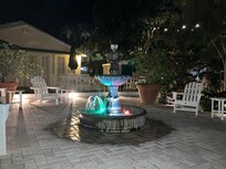 The garnden at night.